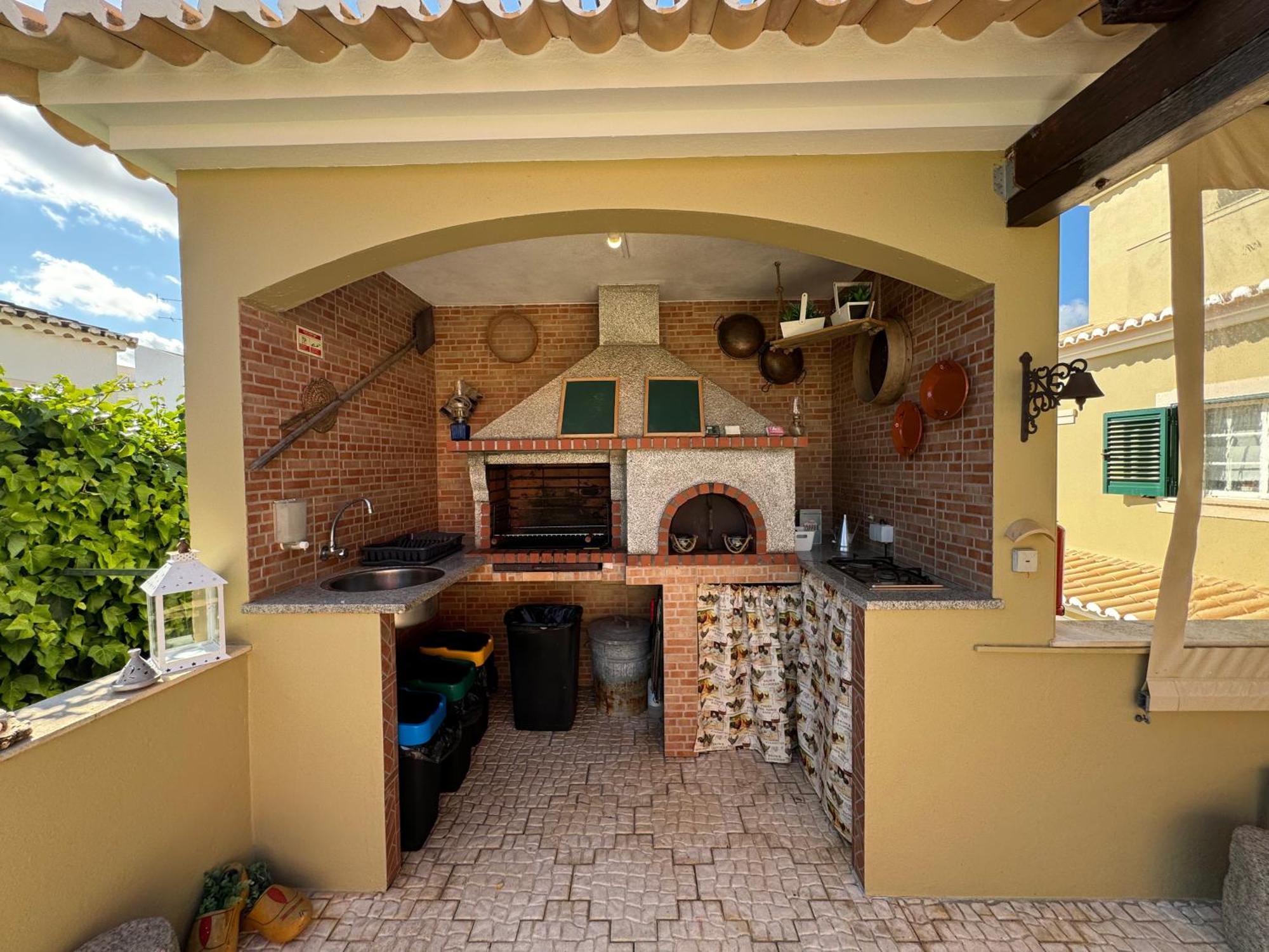 Happy Silva Guesthouse Lagos Exterior foto