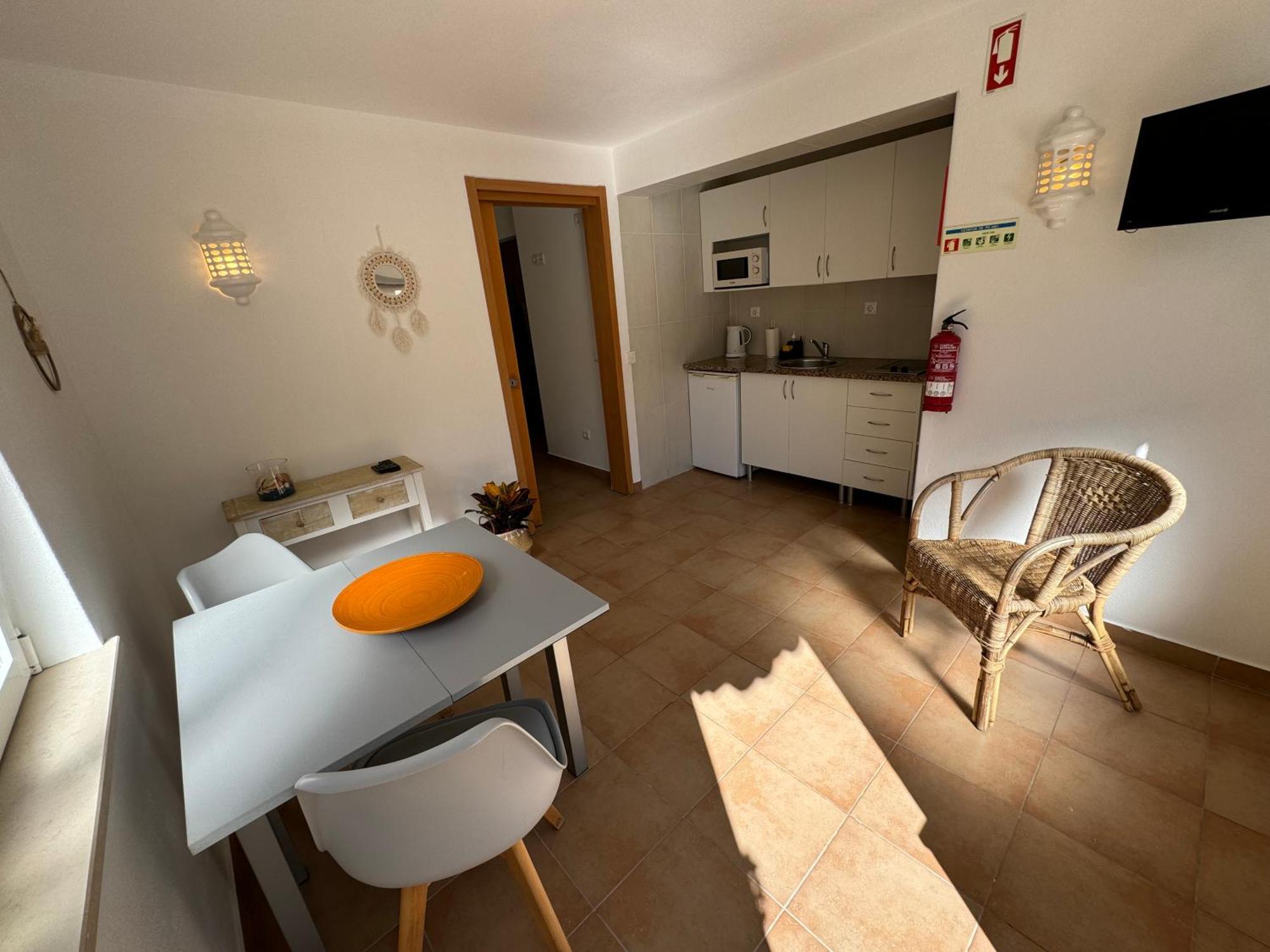 Happy Silva Guesthouse Lagos Exterior foto